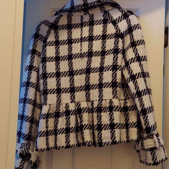 Jacket - Picture 2 of 3